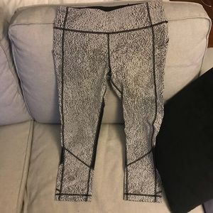 Lululemon Speckled Inspire Crop